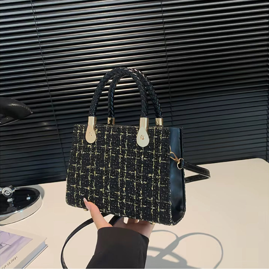 LÉMORIA – Tweed Handbag with Gold Handles