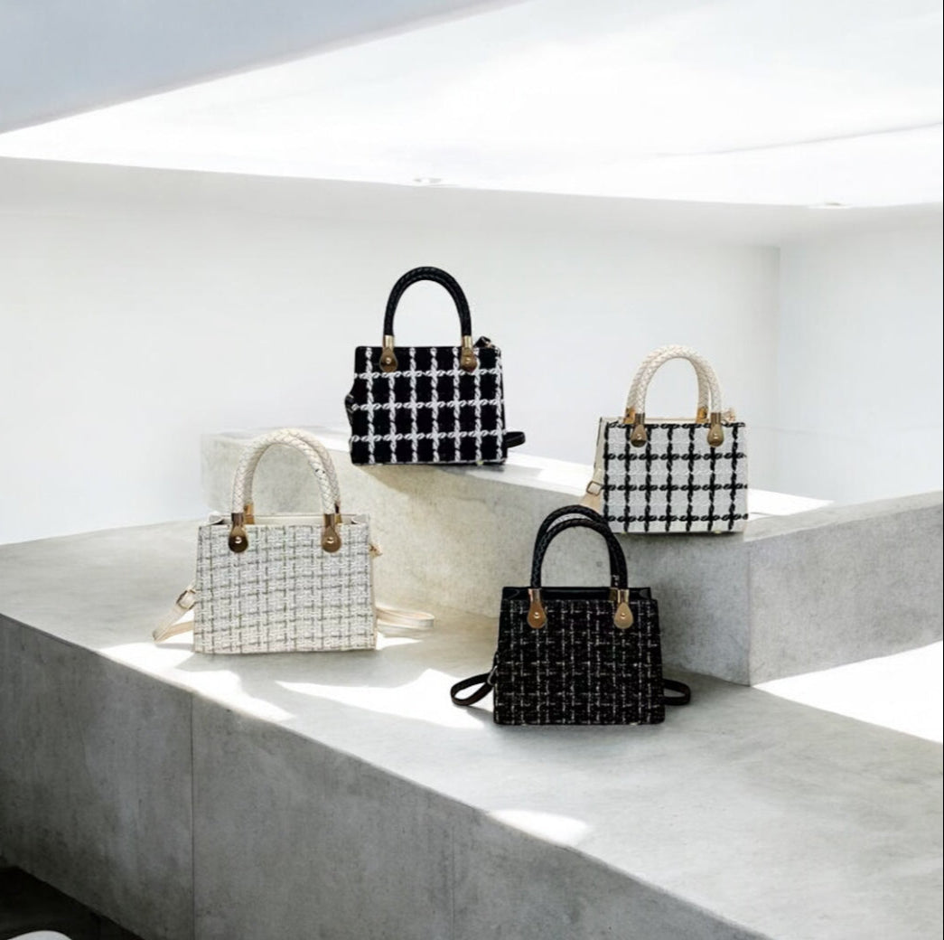 LÉMORIA – Tweed Handbag with Gold Handles