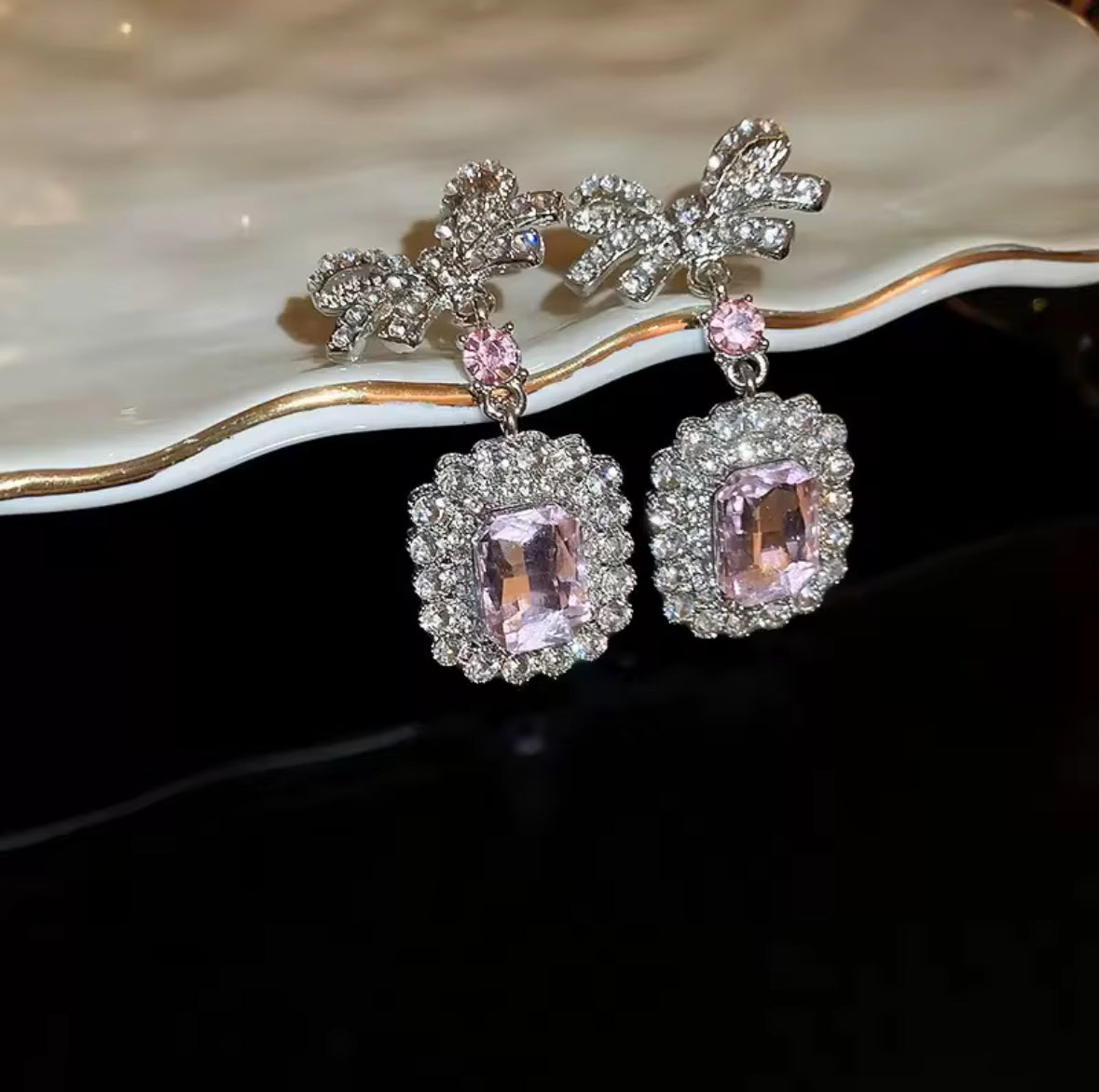 LÉMORIA – Luxe Bow Crystal Earrings